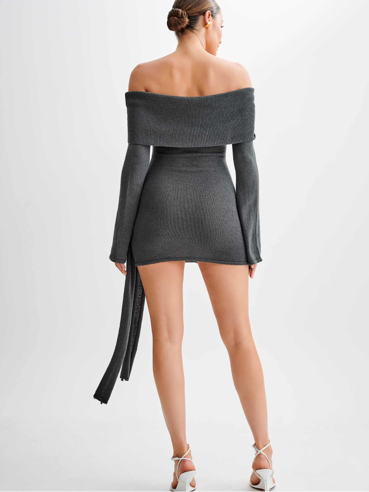 NEAH™ | OFF-THE-SHOULDER KJOLE